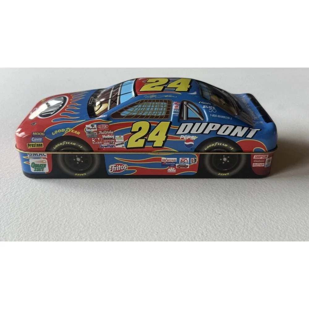 Jeff Gordon Double Crisp Dupont 24‎ NASCAR Collectible Tin 2001 #60037